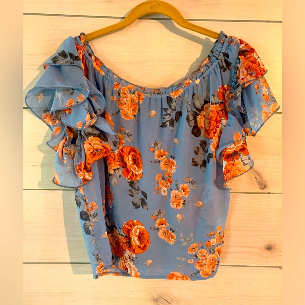 Off the shoulder floral top - Picture 1 of 4